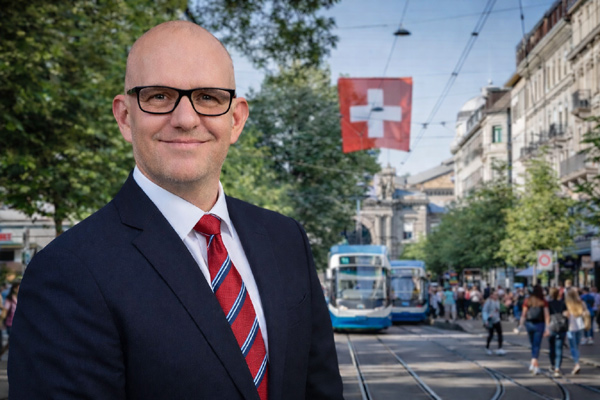 Der IT Manager "Boris Milo" aus Basel, in Zürich an der Bahnhofstrasse.
